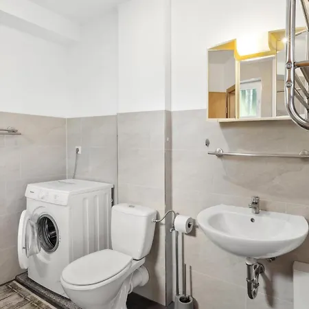 Stine-im Herzen Ruegens Patzig