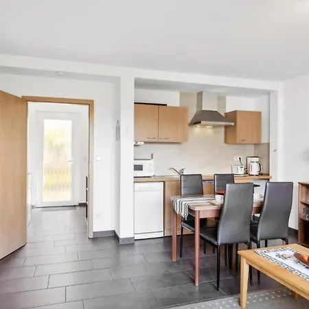 Stine-im Herzen Ruegens *